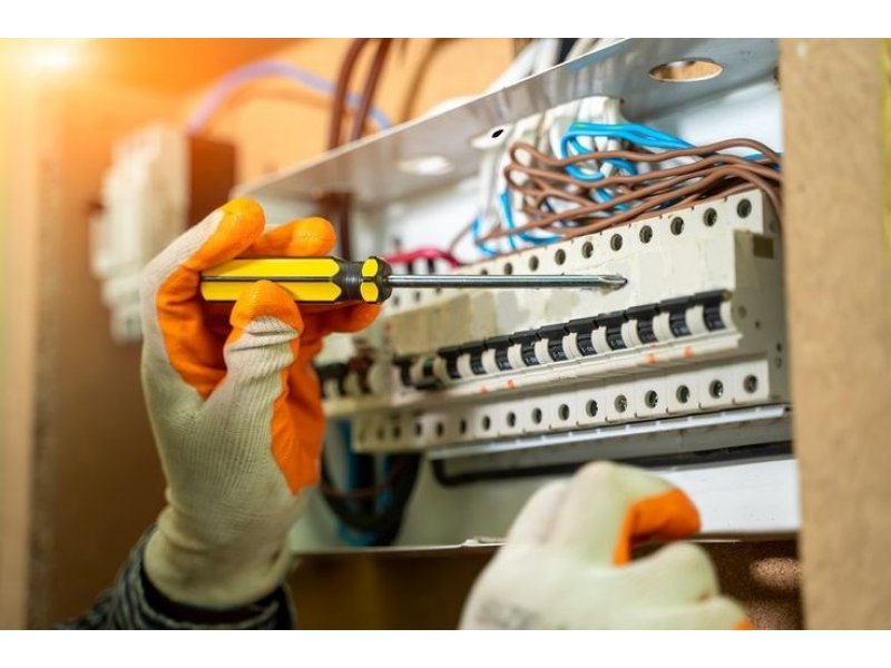 Dikmen 724 Elektrikçi Dikmen 724 Elektrikçi